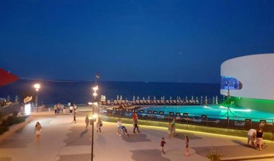 Imagine pentru Hotel Zenith Conference & Spa 4* valabile pentru Paste  2025