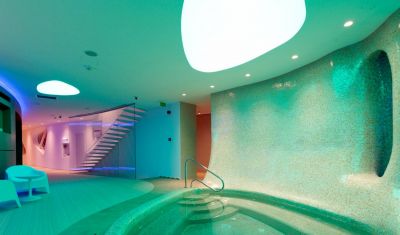 Imagine pentru Hotel Zenith Conference & Spa 4* valabile pentru Paste  2025