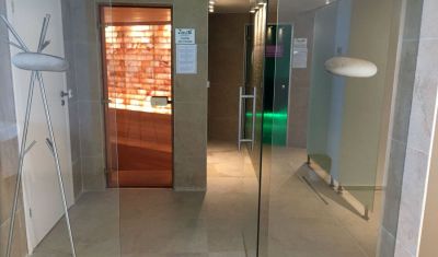 Imagine pentru Hotel Zenith Conference & Spa 4* valabile pentru Paste  2025