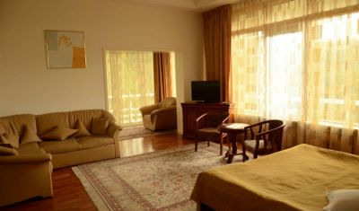 Imagine pentru Lac de Verde Resort 4*  valabile pentru Paste  2025
