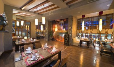 Imagine pentru Limak Lara De Luxe Hotel & Resort 5* valabile pentru Paste  2025