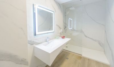 Imagine pentru Mirage Beach Spa Hotel 4* valabile pentru Paste  2025