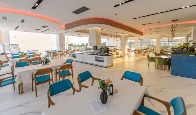 Imagine pentru Mirage Beach Spa Hotel 4* valabile pentru Paste  2025