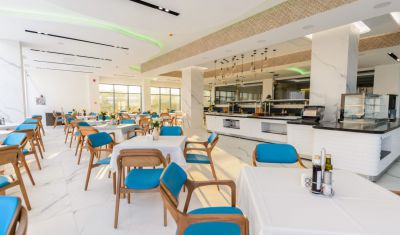Imagine pentru Mirage Beach Spa Hotel 4* valabile pentru Paste  2025