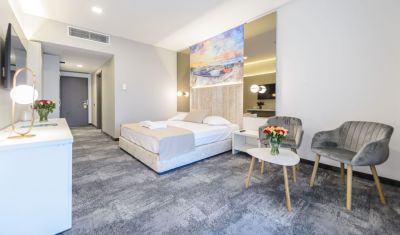 Imagine pentru Mirage Beach Spa Hotel 4* valabile pentru Paste  2025