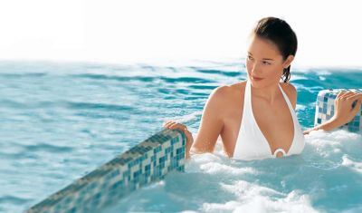 Imagine pentru Mitsis Royal Mare Thalasso & Spa Resort 5* valabile pentru Paste  2025