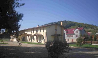 Imagine pentru Pensiunea Forest Ecvestru 4* valabile pentru Paste  2025