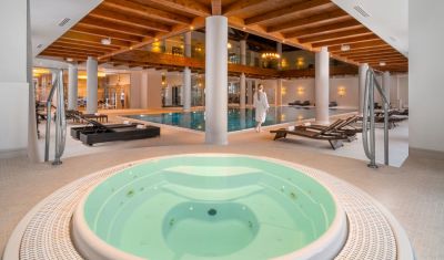 Imagine pentru Ana Hotels Sport  4* valabile pentru Paste  2026