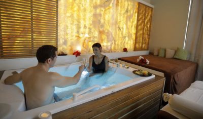 Imagine pentru Ana Hotels Sport  4* valabile pentru Paste  2026