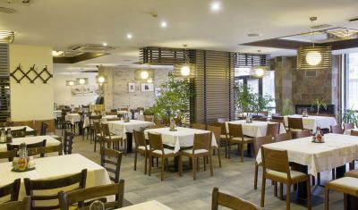 Imagine pentru Aparthotel Casa Karina Bansko 4* valabile pentru Paste  2026