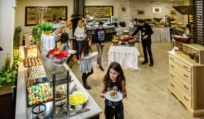 Imagine pentru Aparthotel Casa Karina Bansko 4* valabile pentru Paste  2026