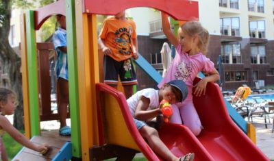 Imagine pentru Aparthotel Golden Line 4*  valabile pentru Paste  2026