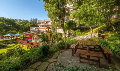 Imagine pentru BSA Hotel Gradina 4*  valabile pentru Paste  2026