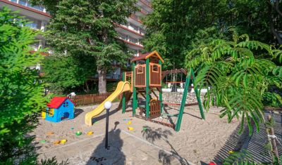 Imagine pentru BSA Hotel Gradina 4*  valabile pentru Paste  2026