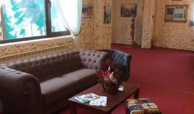 Imagine pentru Cabana Fulg de Nea 3* valabile pentru Paste  2026