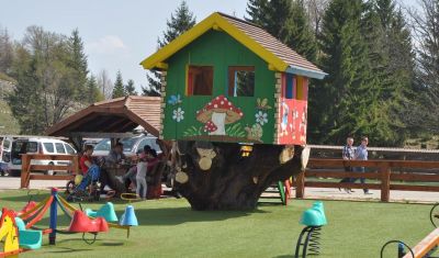 Imagine pentru Cheile Gradistei Resort Fundata 3* valabile pentru Paste  2026