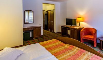 Imagine pentru Cheile Gradistei Resort Moeciu 3* valabile pentru Paste  2026