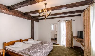 Imagine pentru Cheile Gradistei Resort Moeciu 3* valabile pentru Paste  2026