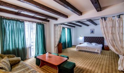 Imagine pentru Cheile Gradistei Resort Moeciu 3* valabile pentru Paste  2026