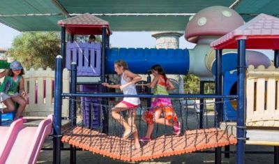 Imagine pentru Club Hotel Felicia Village 5*  valabile pentru Paste  2026