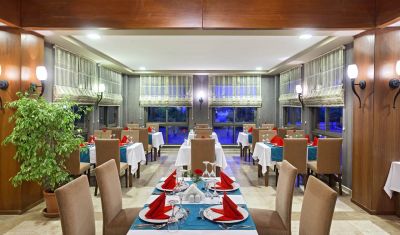 Imagine pentru Club Hotel Felicia Village 5*  valabile pentru Paste  2026