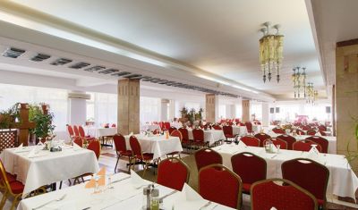 Imagine pentru Complex Balnear Cozia 3* valabile pentru Paste  2026