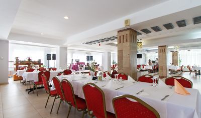 Imagine pentru Complex Balnear Cozia 3* valabile pentru Paste  2026