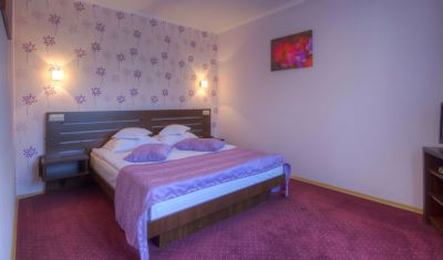 Imagine pentru Complex Turistic 3 Stejari 4* valabile pentru Paste  2026