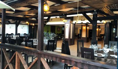 Imagine pentru Complex Turistic 3 Stejari 4* valabile pentru Paste  2026