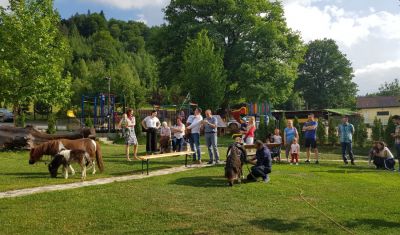 Imagine pentru Complex Turistic 3 Stejari 4* valabile pentru Paste  2026