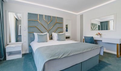 Imagine pentru Complex Turistic 3 Stejari 4* valabile pentru Paste  2026