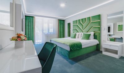 Imagine pentru Complex Turistic 3 Stejari 4* valabile pentru Paste  2026