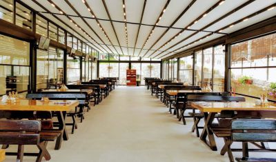 Imagine pentru Complex Turistic Casa Romaneasca 4* valabile pentru Paste  2026