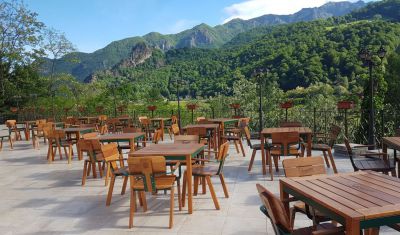 Imagine pentru Complex Turistic Casa Romaneasca 4* valabile pentru Paste  2026