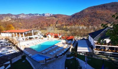 Imagine pentru Complex Turistic Casa Romaneasca 4* valabile pentru Paste  2026