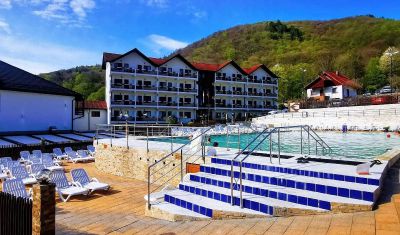 Imagine pentru Complex Turistic Casa Romaneasca 4* valabile pentru Paste  2026