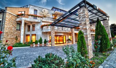 Imagine pentru DoubleTree by Hilton Hotel Sighisoara Cavaler 4* valabile pentru Paste  2026