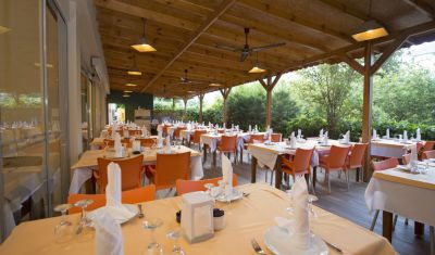 Imagine pentru Hotel Asdem Park 4*  valabile pentru Paste  2026