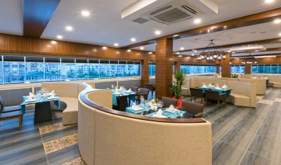 Imagine pentru Hotel Asia Beach Resort 5*  valabile pentru Paste  2026