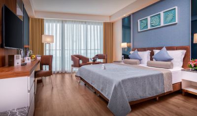 Imagine pentru Hotel Baia Lara 5*  valabile pentru Paste  2026