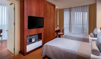 Imagine pentru Hotel Baia Lara 5*  valabile pentru Paste  2026