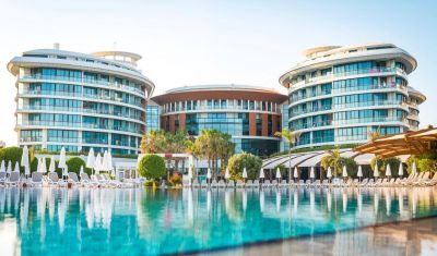 Imagine pentru Hotel Baia Lara 5*  valabile pentru Paste  2026