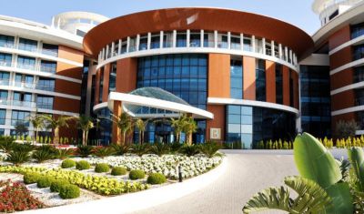 Imagine pentru Hotel Baia Lara 5*  valabile pentru Paste  2026