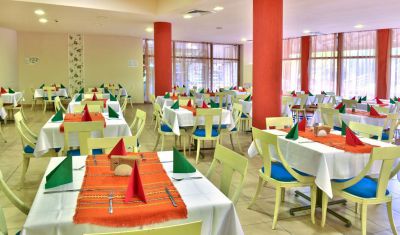 Imagine pentru Hotel Berlin Green Park 4* valabile pentru Paste  2026