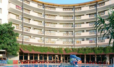 Imagine pentru Hotel Berlin Green Park 4* valabile pentru Paste  2026