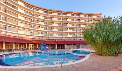 Imagine pentru Hotel Berlin Green Park 4* valabile pentru Paste  2026