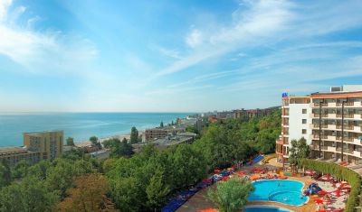 Imagine pentru Hotel Berlin Green Park 4* valabile pentru Paste  2026