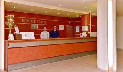 Imagine pentru Hotel Berlin Green Park 4* valabile pentru Paste  2026