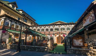 Imagine pentru Hotel Bucegi 3* valabile pentru Paste  2026