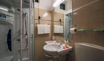 Imagine pentru Hotel Bulevard 3* valabile pentru Paste  2026